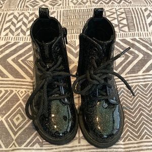 Toddler girls size 8 sparkle boots